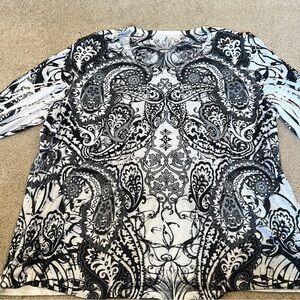 Jane Ashley Black and White Paisley Long Sleeve Top